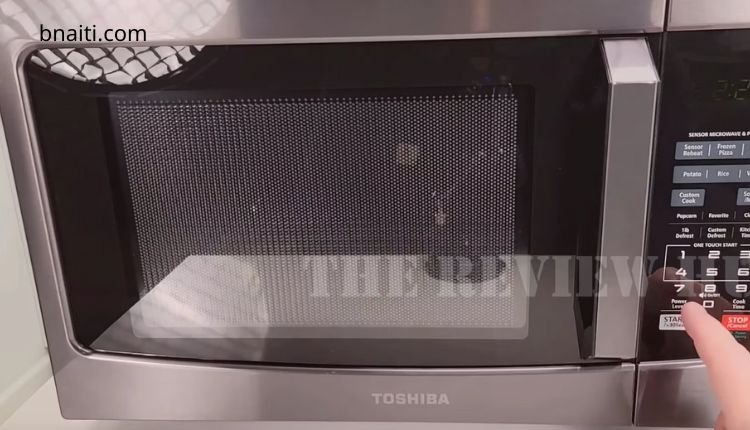 Toshiba EM131A5CBS Countertop Microwave Review 2025: Smart, Stylish, and Powerful Kitchen Upgrade 2 Why the Toshiba EM131A5CBS Is Perfect for Small Kitchens