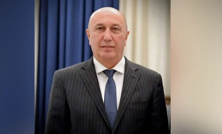 من هو نزار آميدي